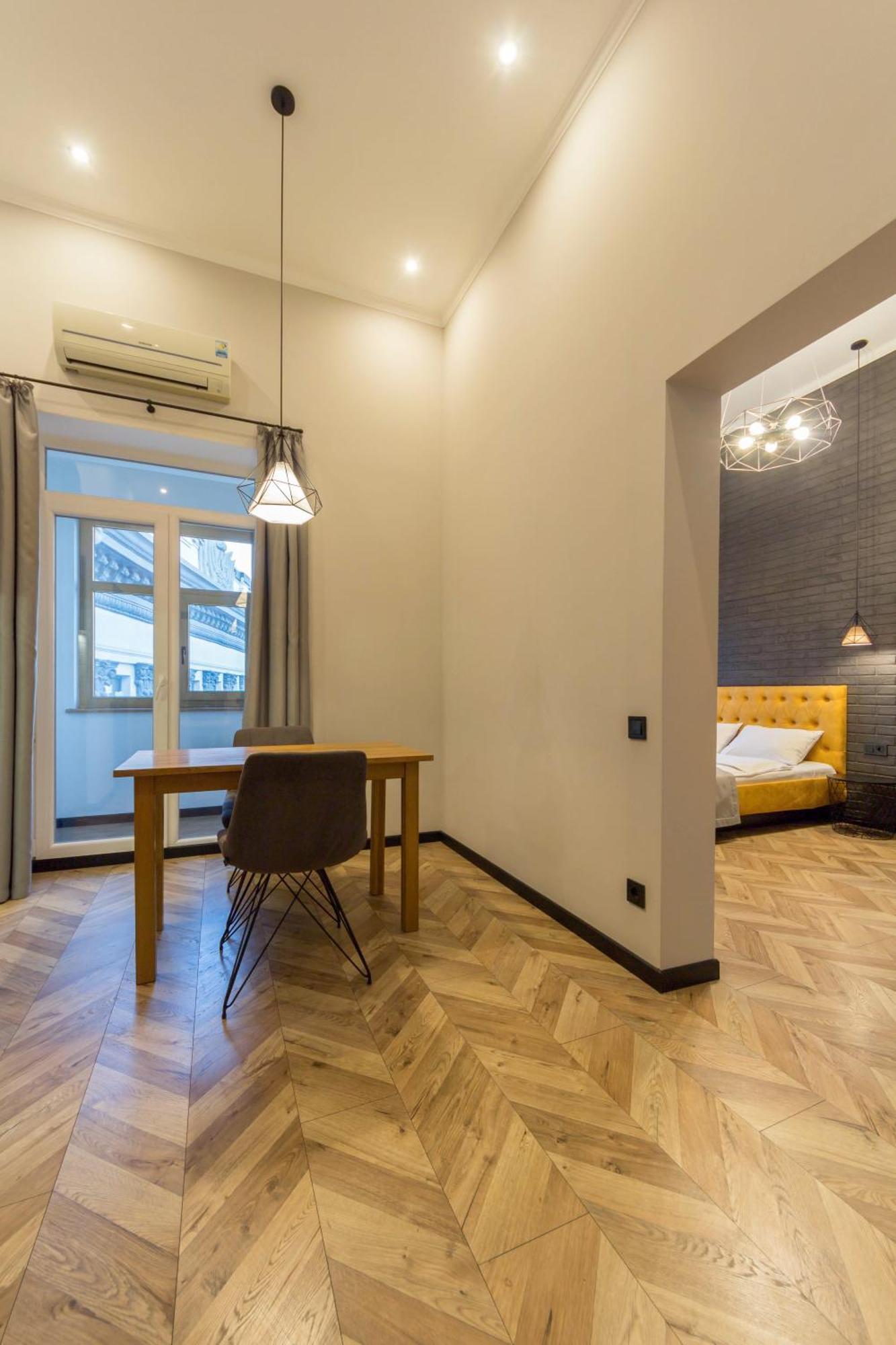 Idea Design Apart-Hotel Prorizna Kiew Exterior foto